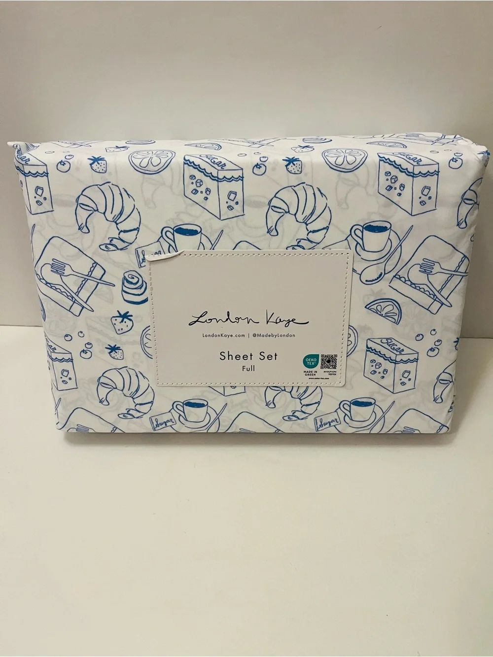 London Kaye Full Sheet Sets Lot of 2 Parisian Pastry & Cafe Espresso Martini